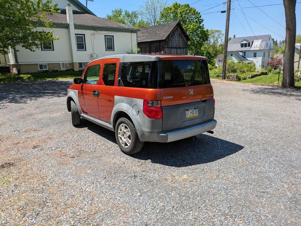 2005 Honda Element - Image 13 of 31