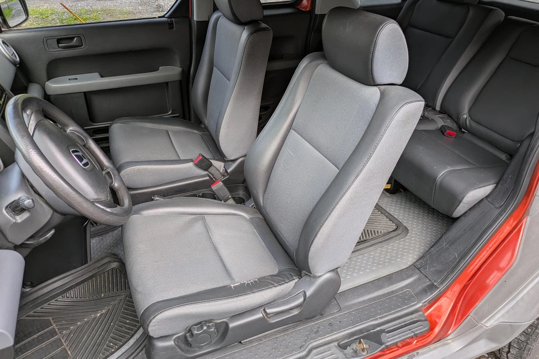 2005 Honda Element - Image 29 of 31