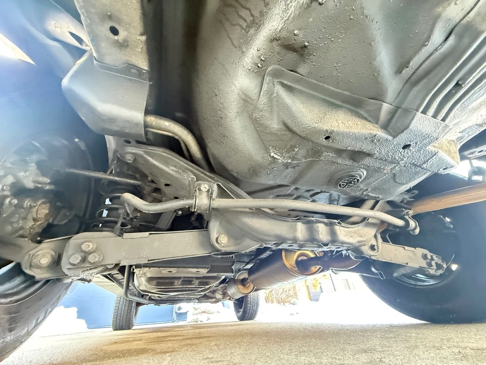 2005 Honda Element - Image 19 of 20