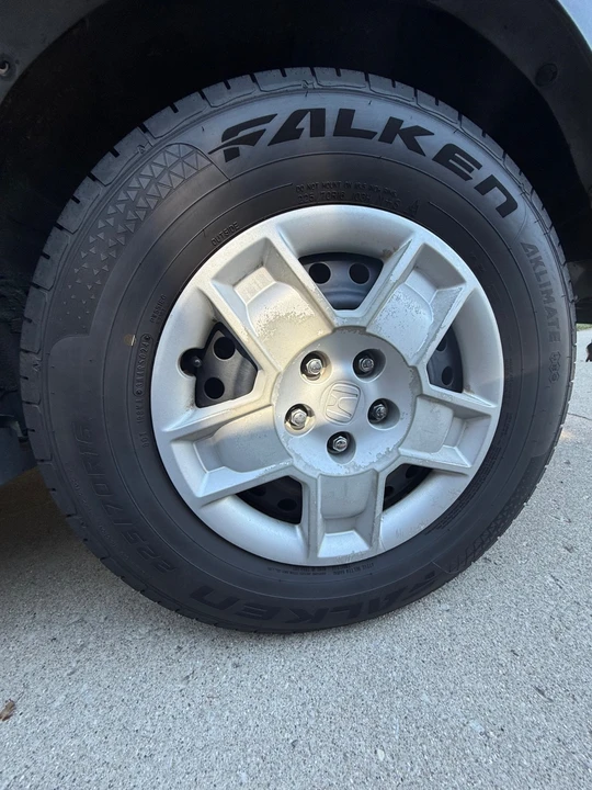 2005 Honda Element - Image 11 of 20