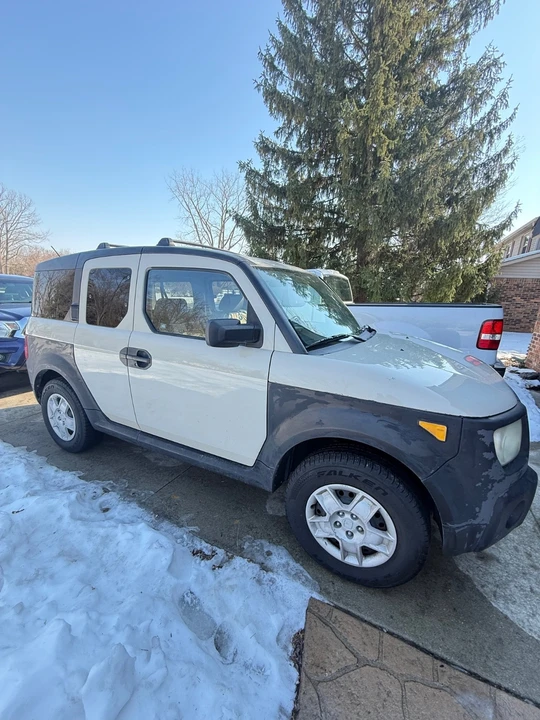 2005 Honda Element - Image 16 of 20