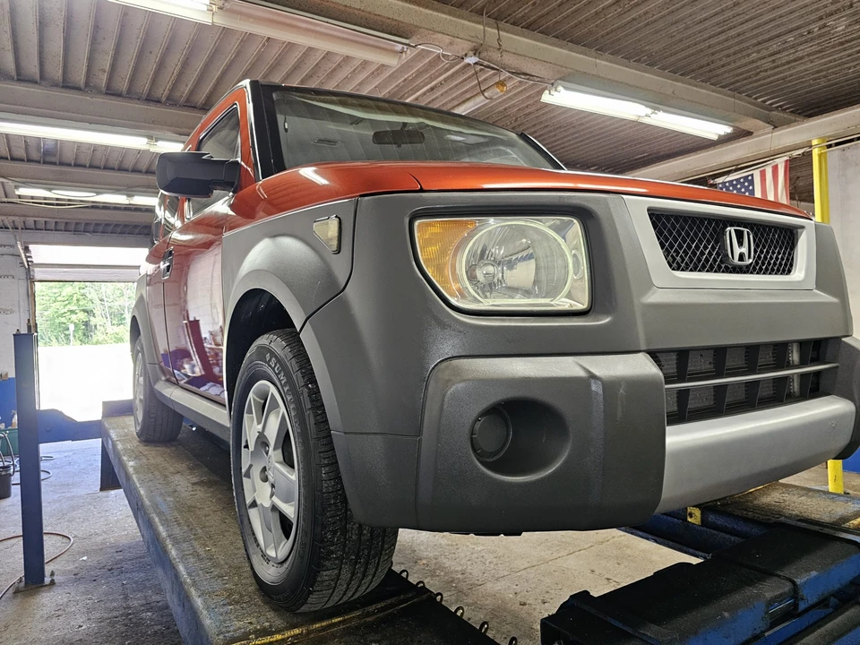 2005 Honda Element - Image 27 of 31