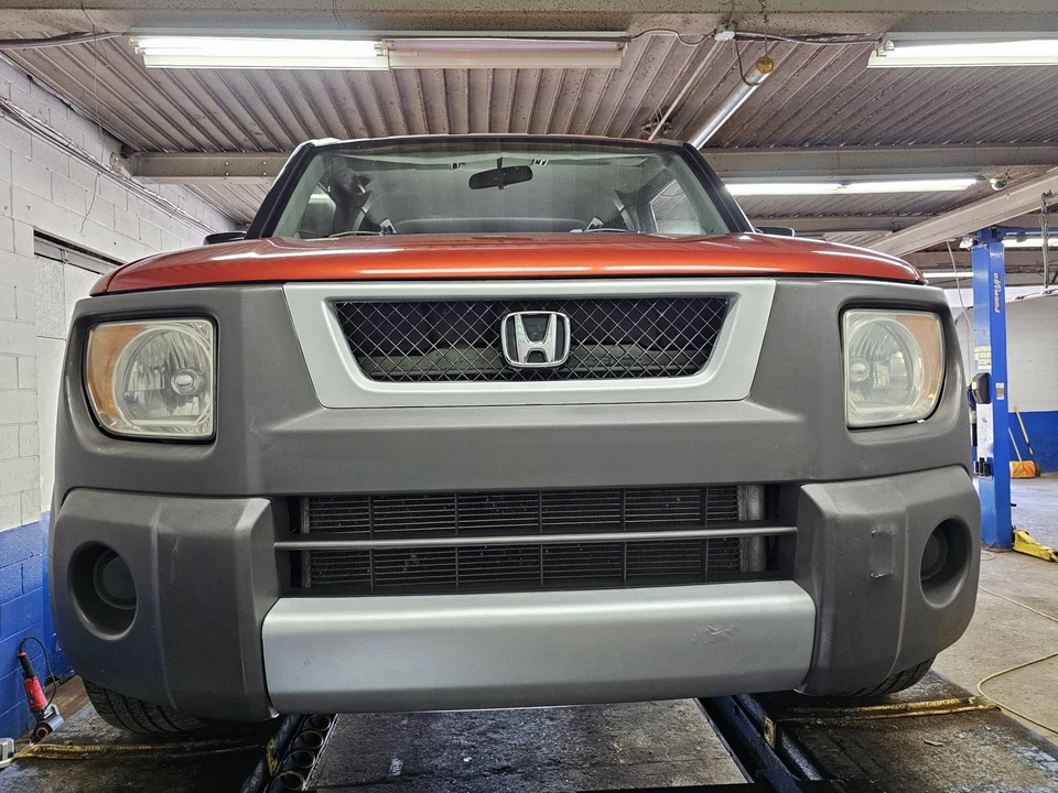2005 Honda Element - Image 28 of 31