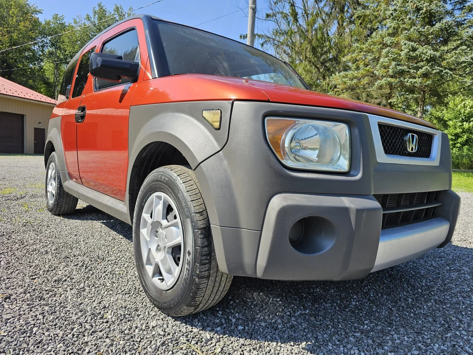 2005 Honda Element - Image 3 of 31