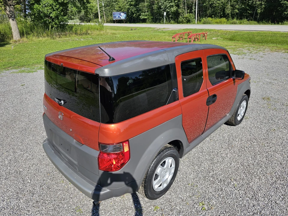 2005 Honda Element - Image 20 of 31