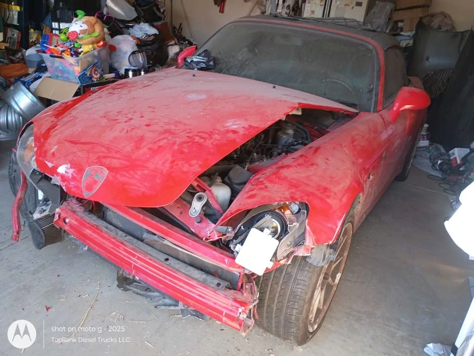 2005 Honda AP2 S2000 - Image 2 of 11