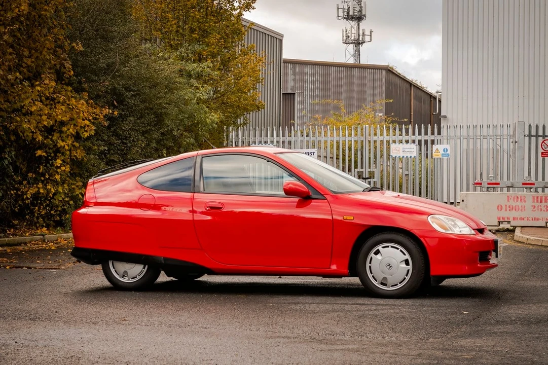 2005 Honda Insight 1st Gen - Image 3 of 30
