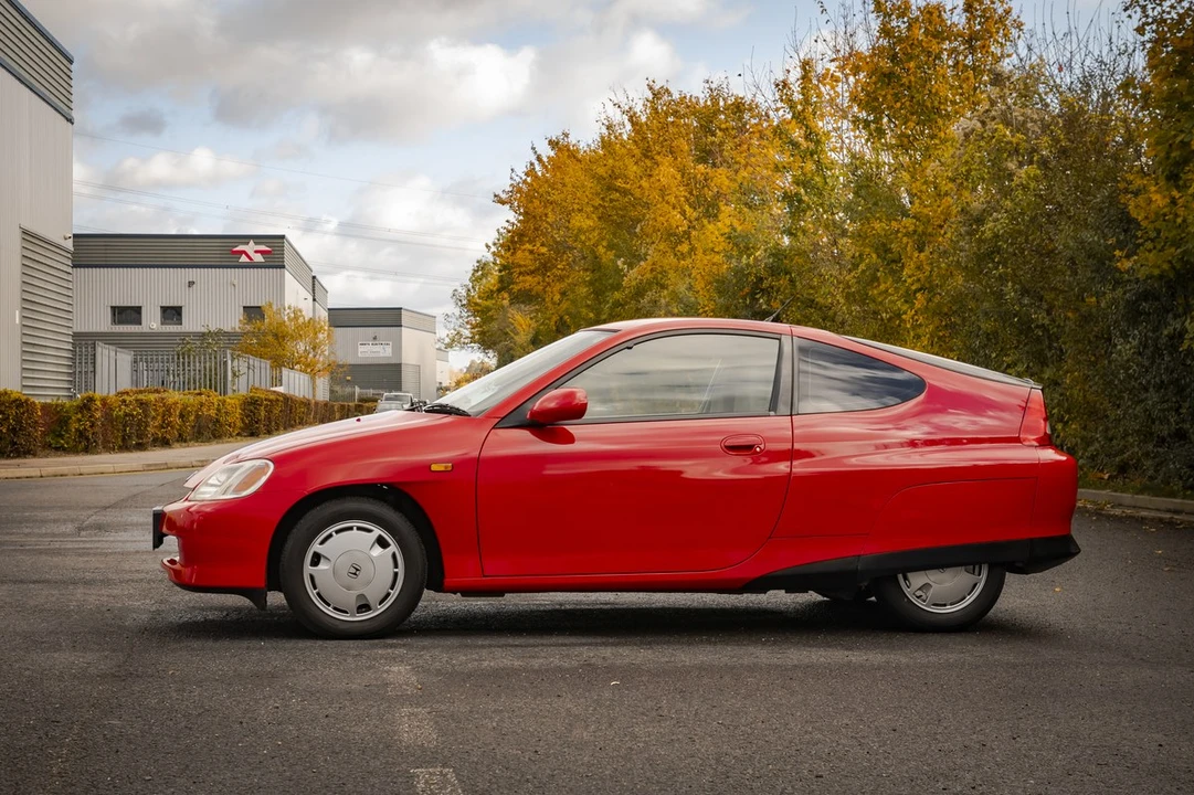2005 Honda Insight 1st Gen - Image 13 of 30
