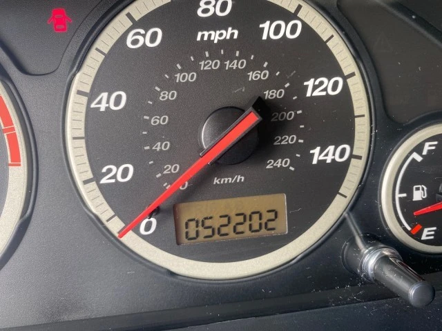 2005 Honda CR-V 2nd Gen - Image 19 of 21