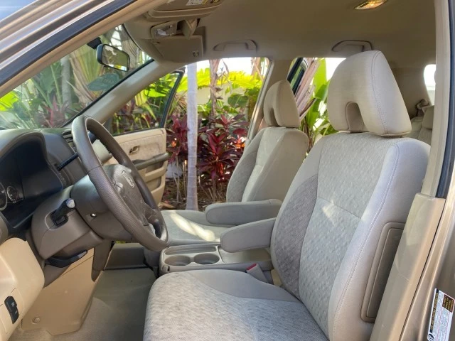 2005 Honda CR-V 2nd Gen - Image 11 of 21