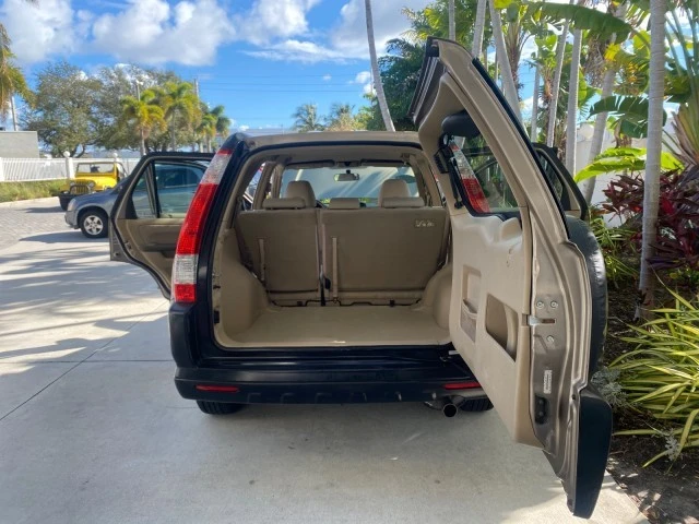 2005 Honda CR-V 2nd Gen - Image 16 of 21