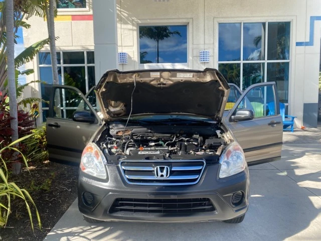 2005 Honda CR-V 2nd Gen - Image 18 of 21