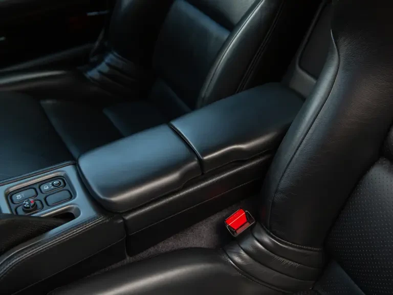 2005 Acura NSX - Image 21 of 31