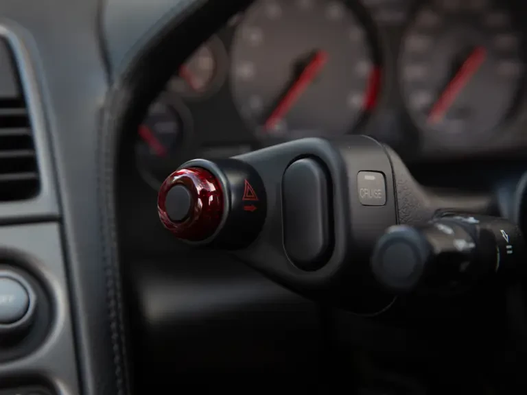 2005 Acura NSX - Image 18 of 31