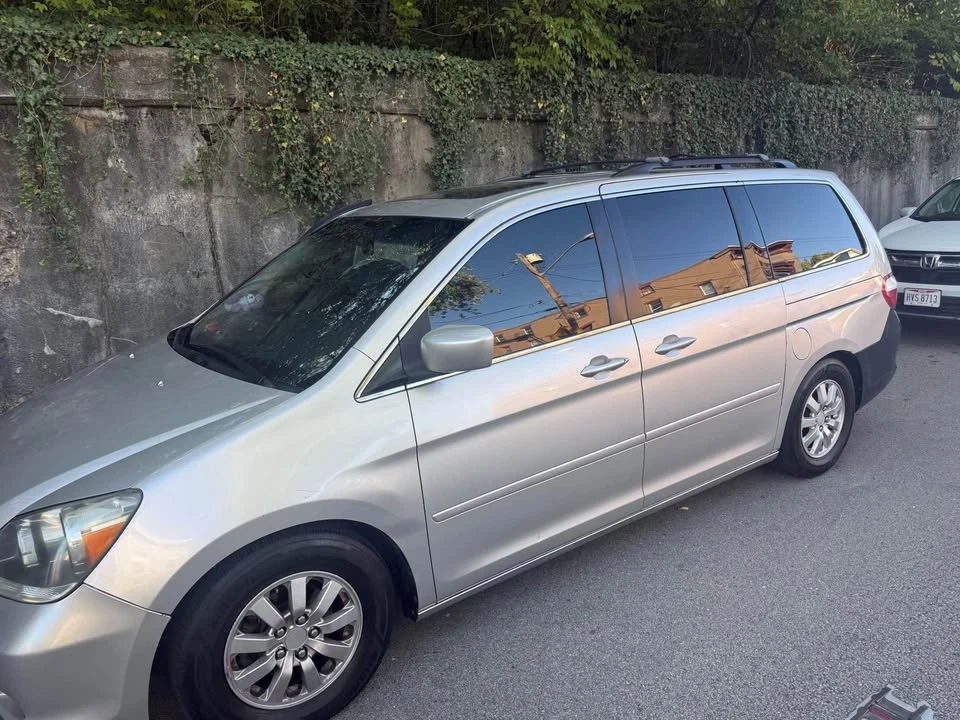 2005 Honda Odyssey - Image 3 of 7