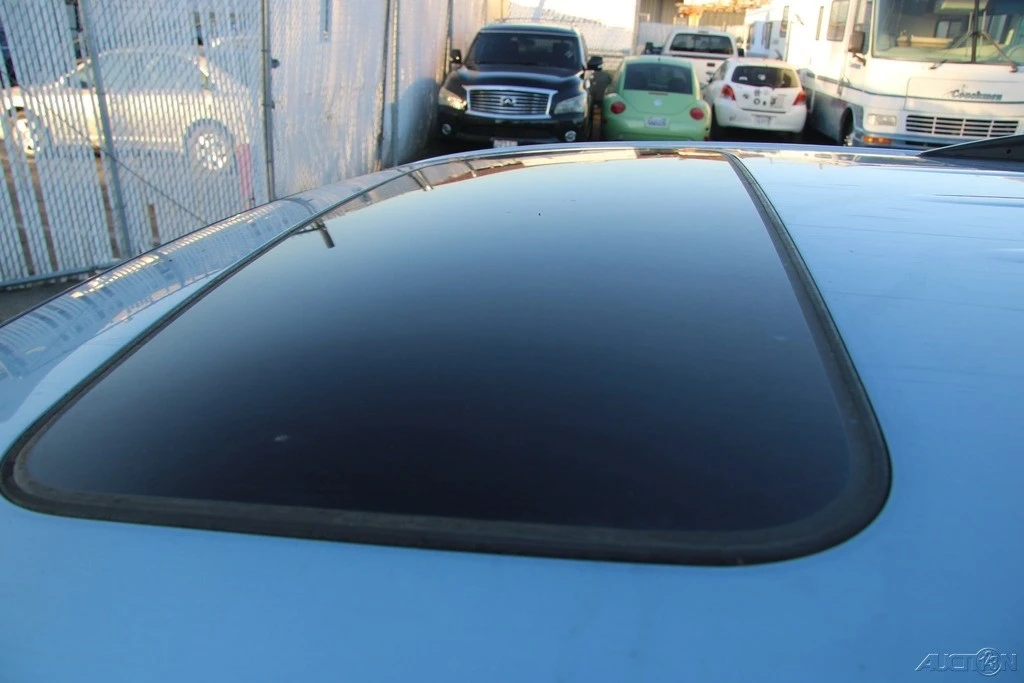 2005 Honda Odyssey - Image 10 of 21