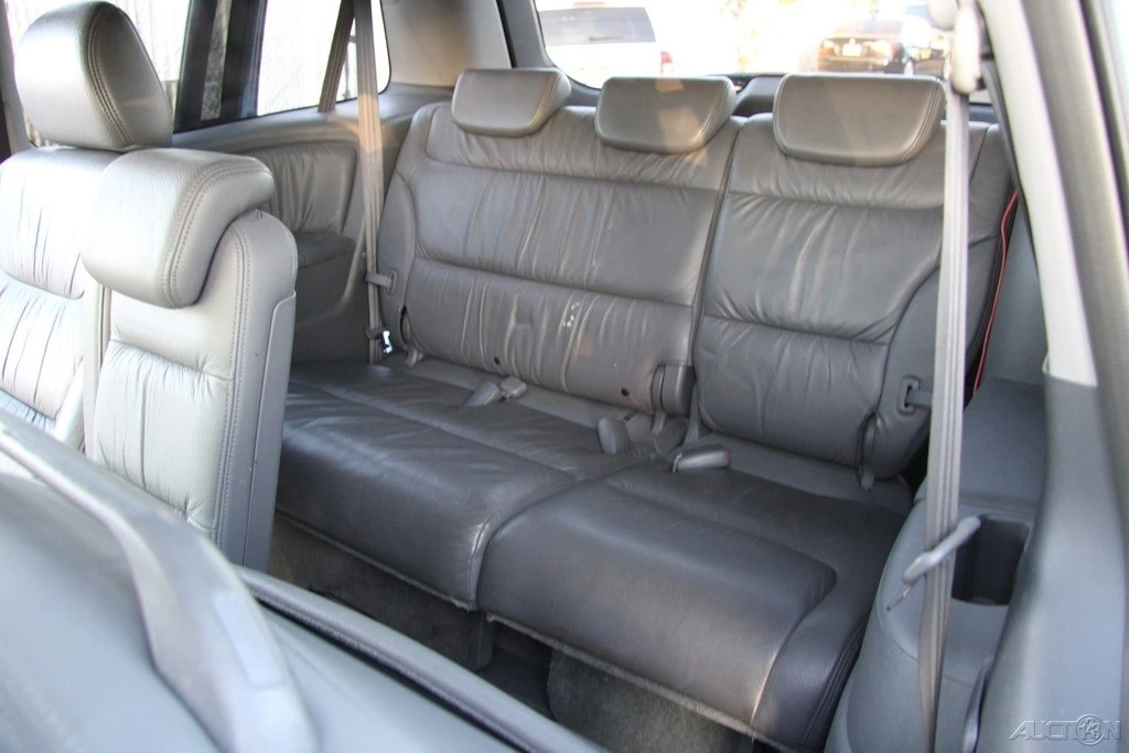2005 Honda Odyssey - Image 19 of 21