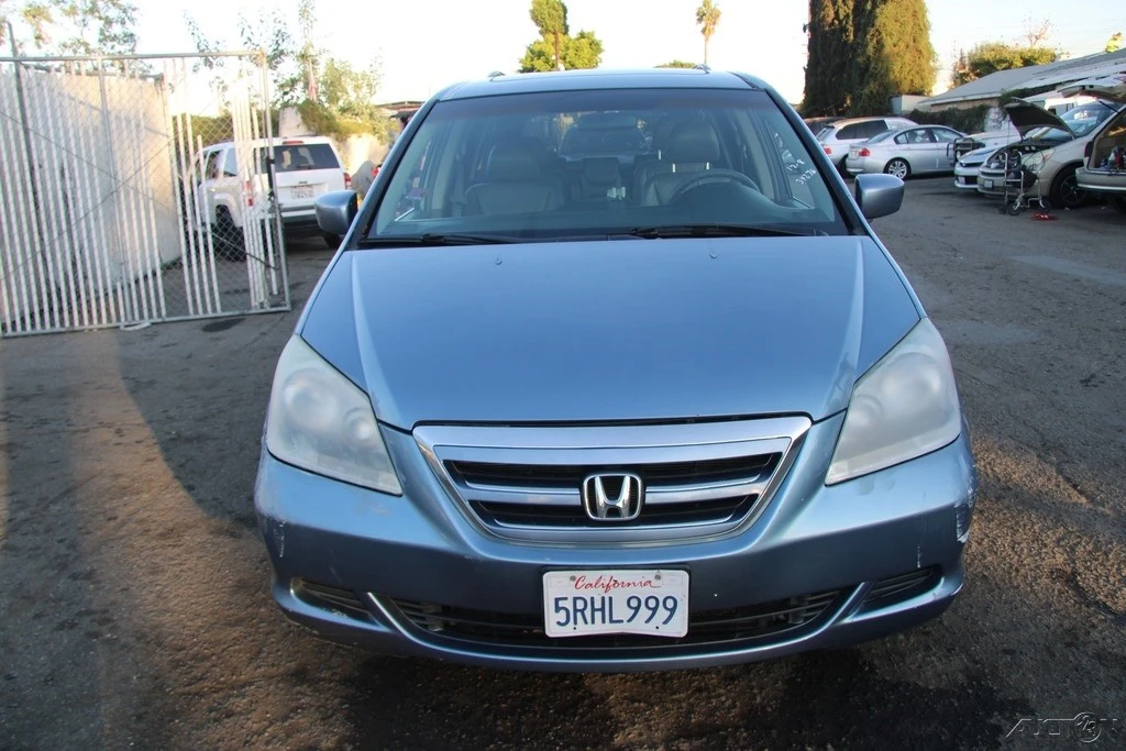 2005 Honda Odyssey - Image 8 of 21