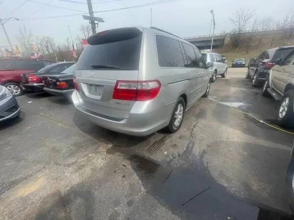 2005 Honda Odyssey - Image 8 of 12