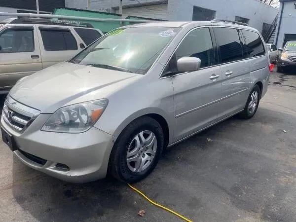 2005 Honda Odyssey - Image 5 of 12