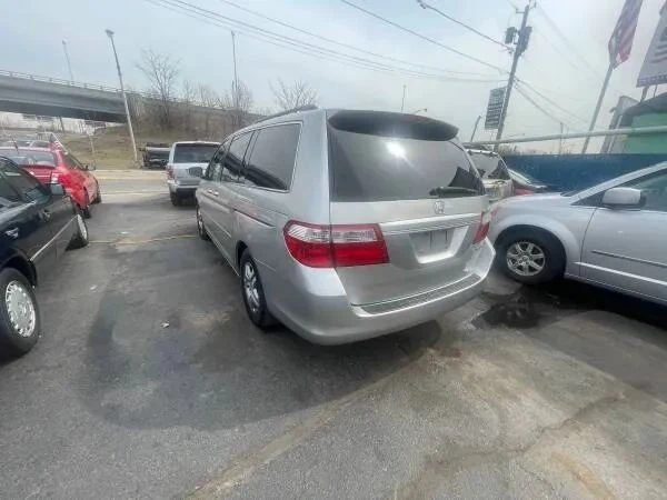 2005 Honda Odyssey - Image 6 of 12