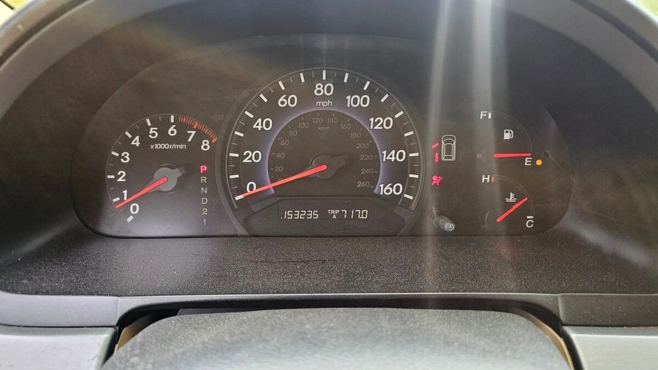 2005 Honda Odyssey - Image 14 of 21