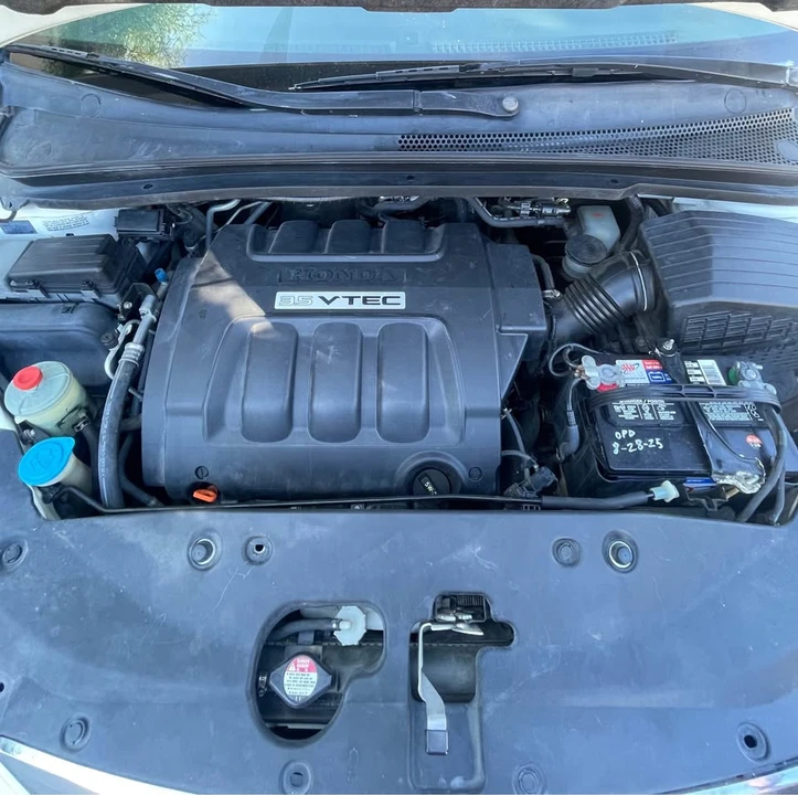 2005 Honda Odyssey - Image 10 of 10