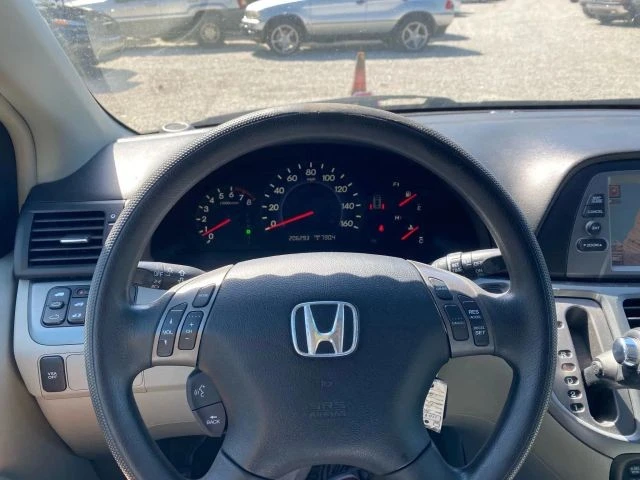 2005 Honda Odyssey - Image 19 of 21