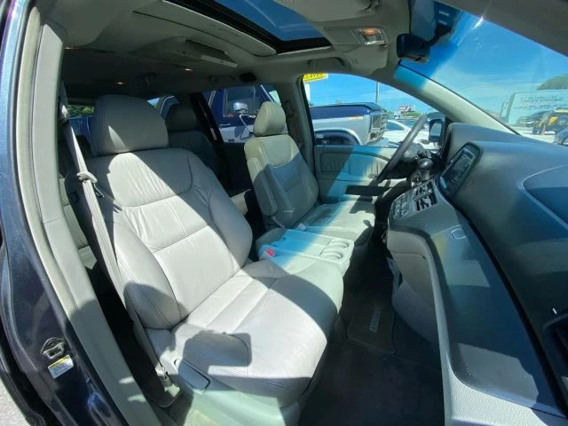 2005 Honda Odyssey - Image 13 of 21
