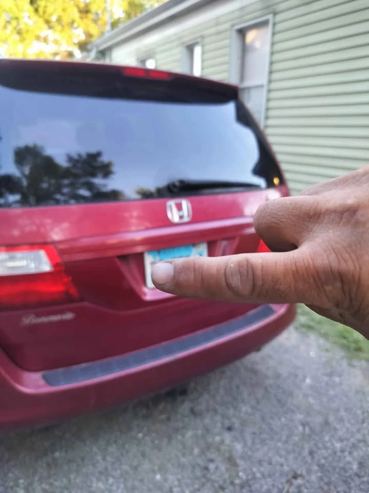 2005 Honda Odyssey - Image 2 of 13