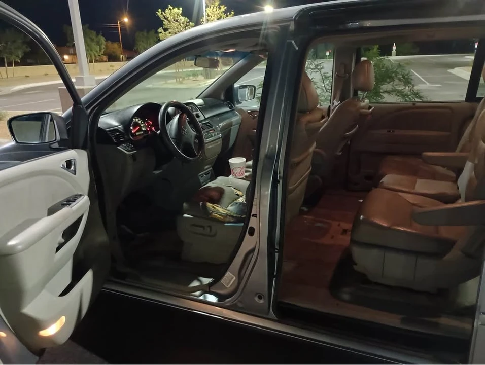 2005 Honda Odyssey - Image 4 of 7