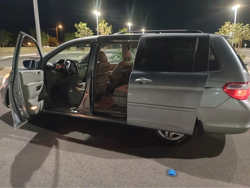 2005 Honda Odyssey - Image 3 of 7