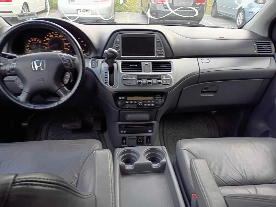 2005 Honda Odyssey - Image 6 of 8