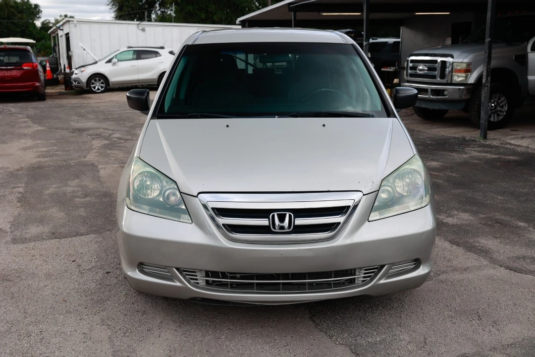 2005 Honda Odyssey - Image 19 of 21