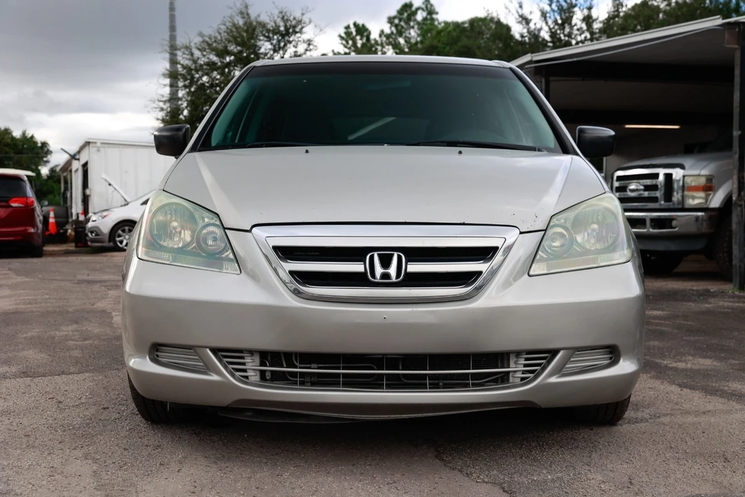 2005 Honda Odyssey - Image 17 of 21