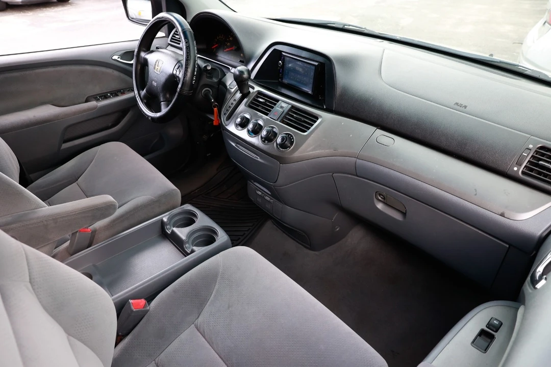 2005 Honda Odyssey - Image 18 of 21