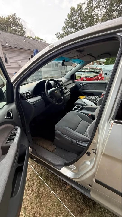 2005 Honda Odyssey - Image 4 of 12
