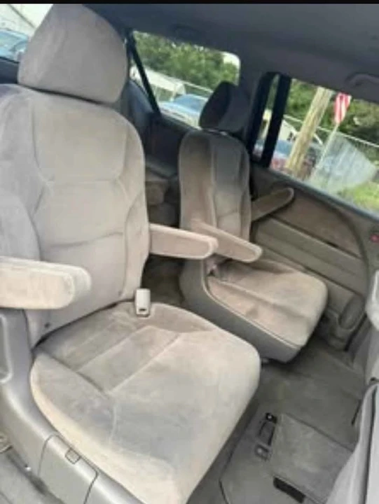 2005 Honda Odyssey - Image 6 of 6