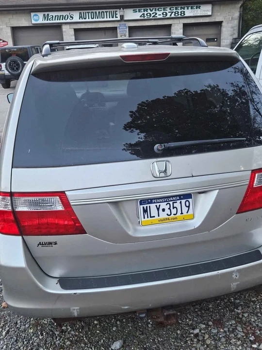 2005 Honda Odyssey - Image 2 of 9