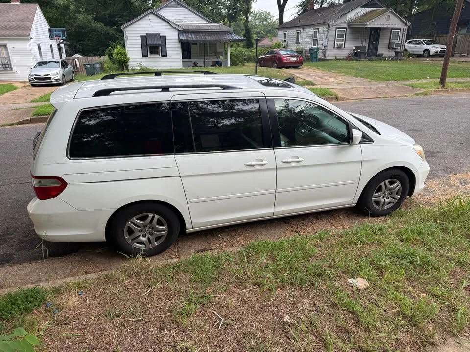 2005 Honda Odyssey - Image 8 of 10