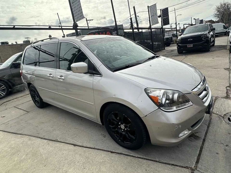 2005 Honda Odyssey - Image 9 of 16