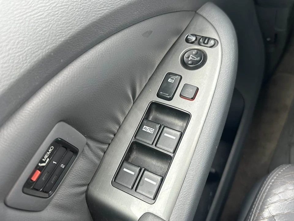 2005 Honda Odyssey - Image 16 of 16