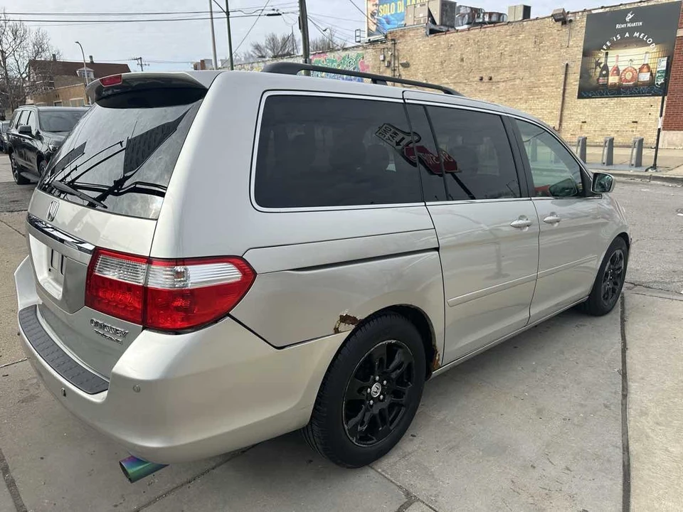 2005 Honda Odyssey - Image 7 of 16