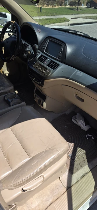 2005 Honda Odyssey - Image 4 of 4