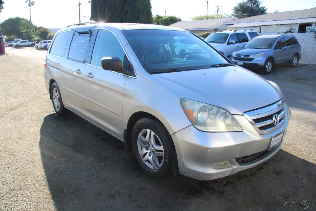 2005 Honda Odyssey - Image 10 of 21