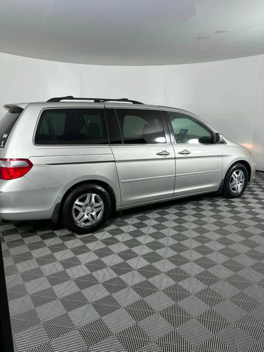 2005 Honda Odyssey - Image 3 of 7