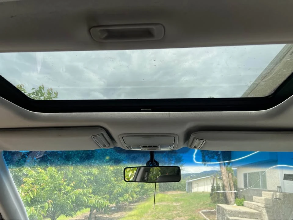 2005 Honda Pilot 1st Gen - Image 11 of 13