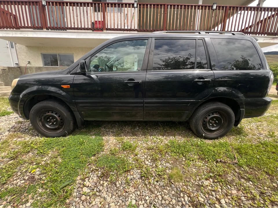 2005 Honda Pilot 1st Gen - Image 4 of 13