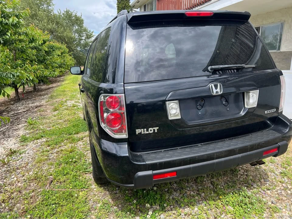 2005 Honda Pilot 1st Gen - Image 6 of 13