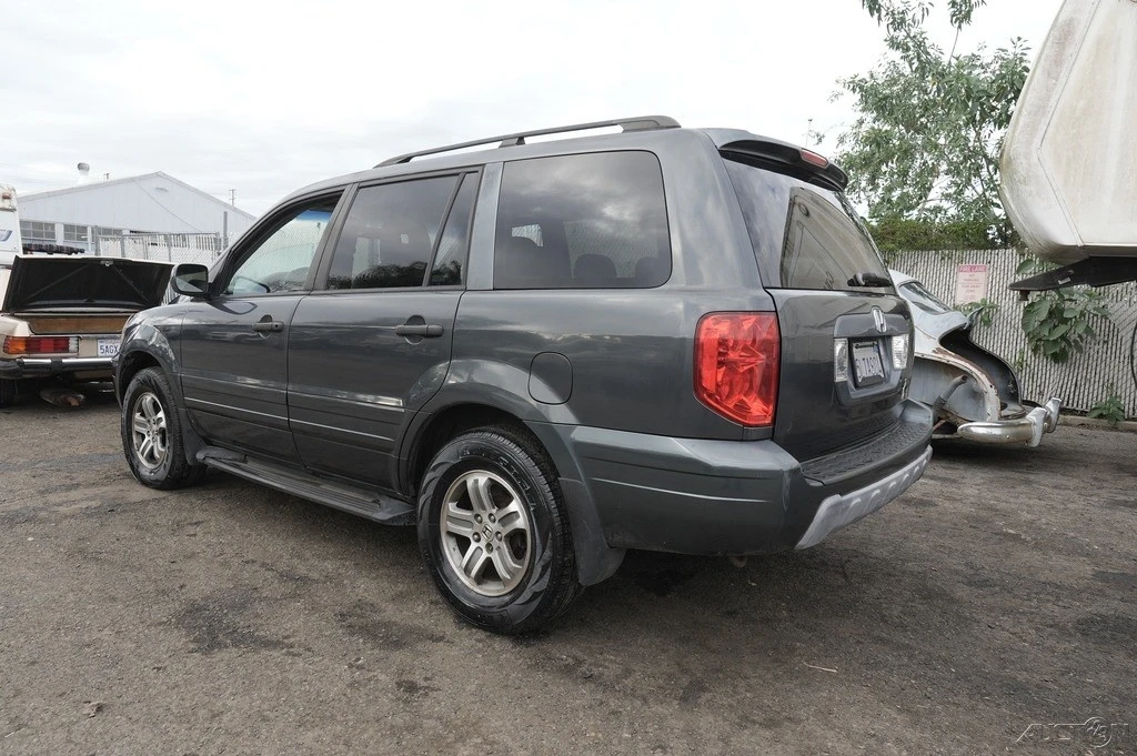 2005 Honda Pilot 1st Gen - Image 4 of 21